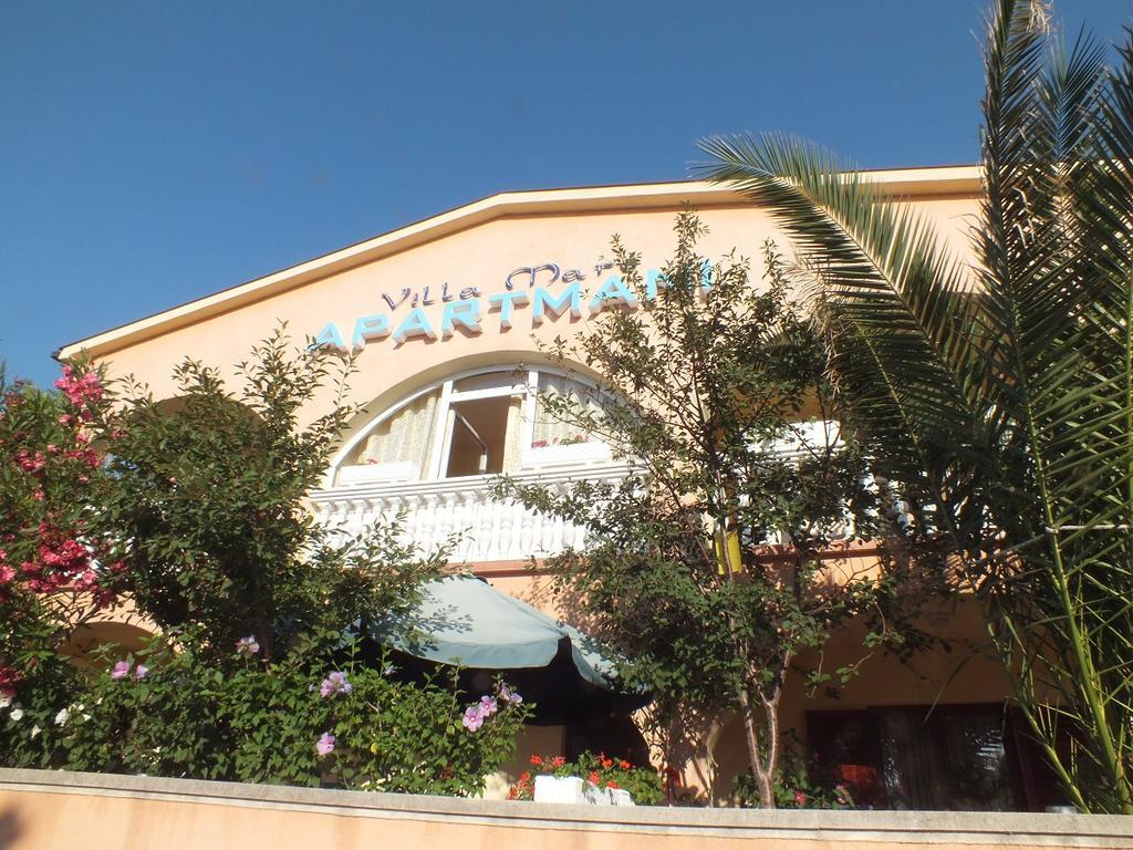 Villa Mare Apartments Vir Exterior photo